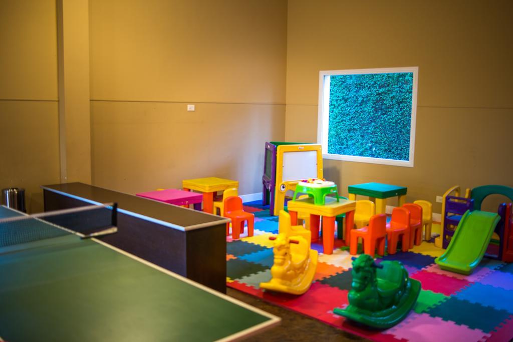 Howard Johnson Resort Spa & Convention Center Villa de Merlo Luaran gambar