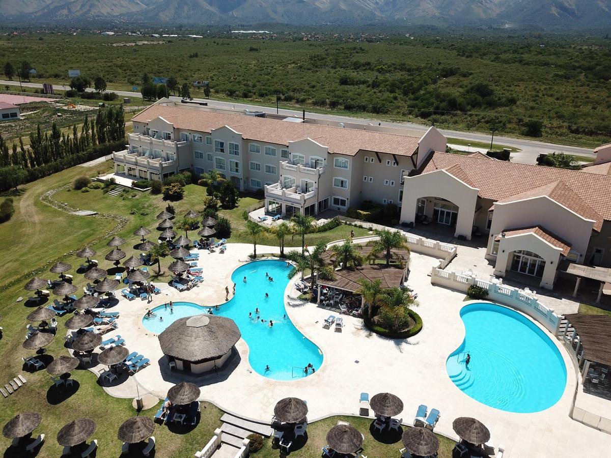 Howard Johnson Resort Spa & Convention Center Villa de Merlo Luaran gambar